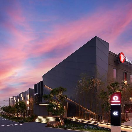 Travelodge Nimman チエンマイ エクステリア 写真
