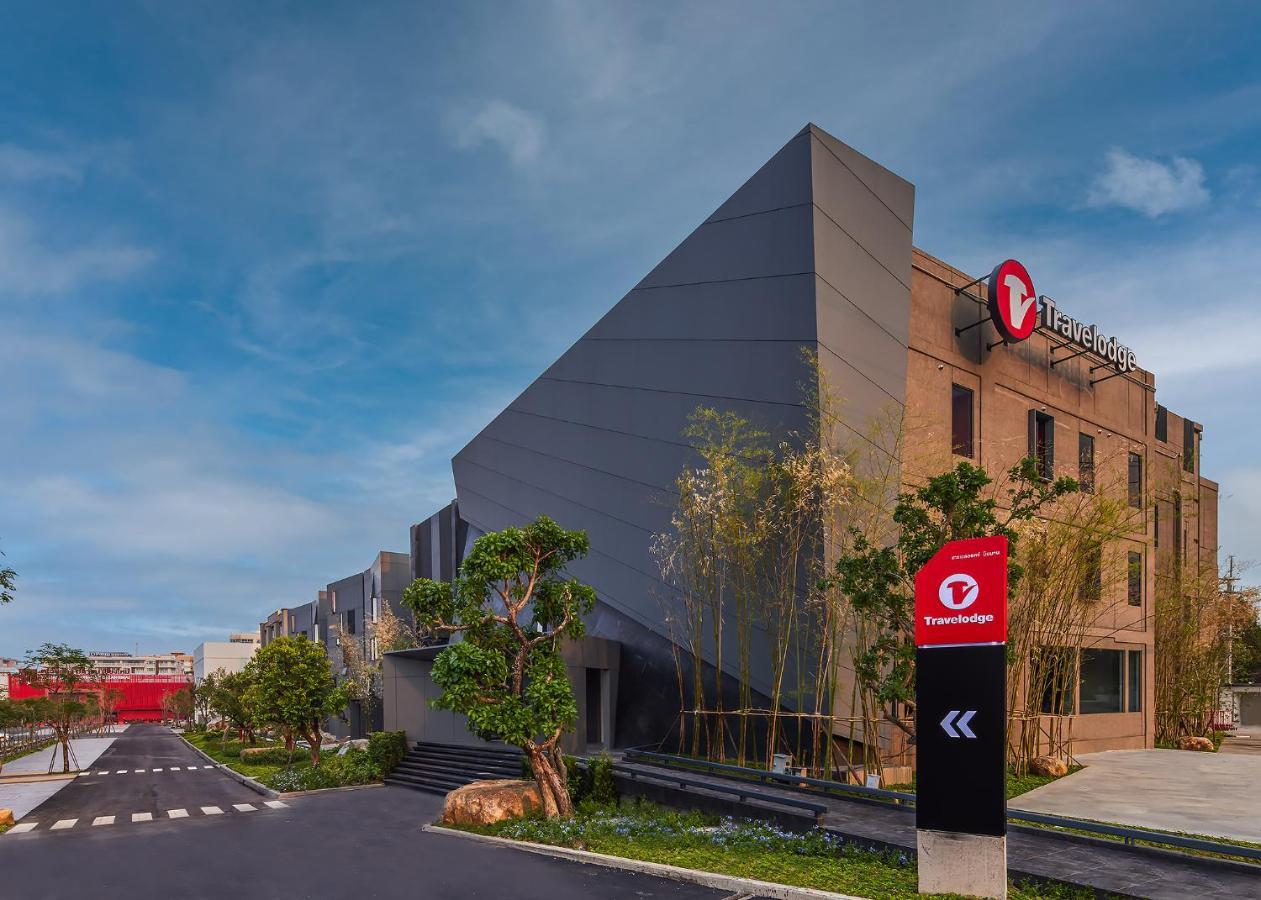 Travelodge Nimman チエンマイ エクステリア 写真