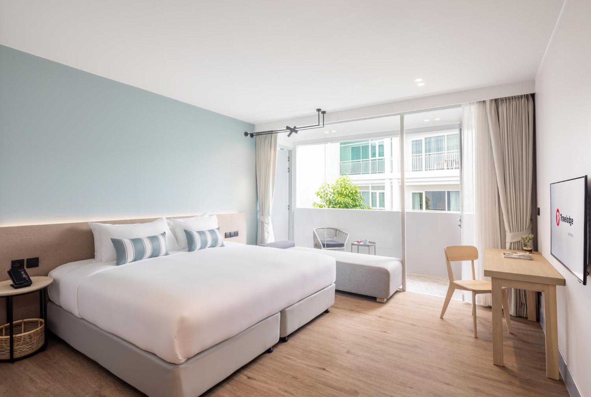 Travelodge Nimman チエンマイ エクステリア 写真